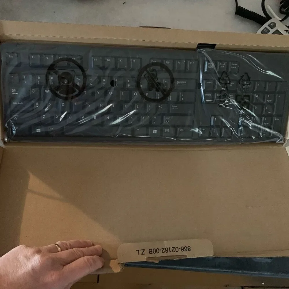 Dell Keyboard KB212-B New In Open Box
